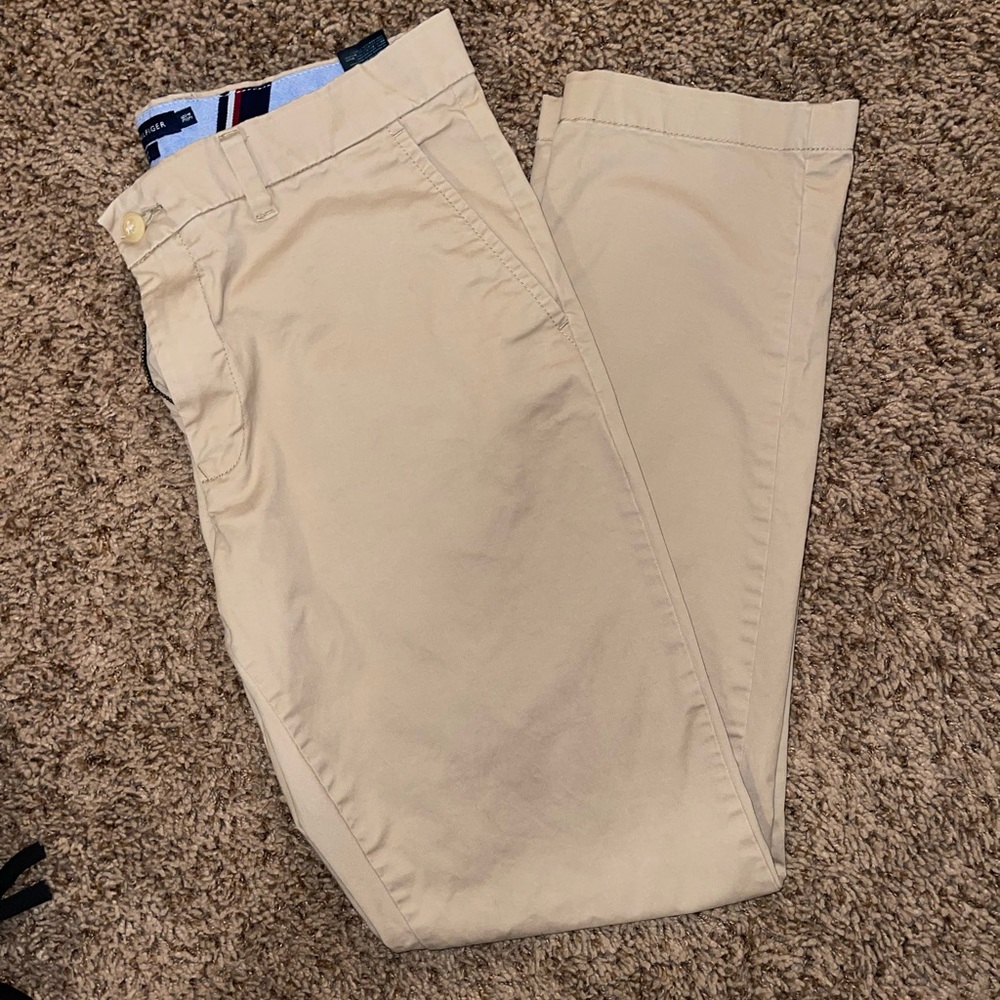 Tommy Hilfiger khaki pant